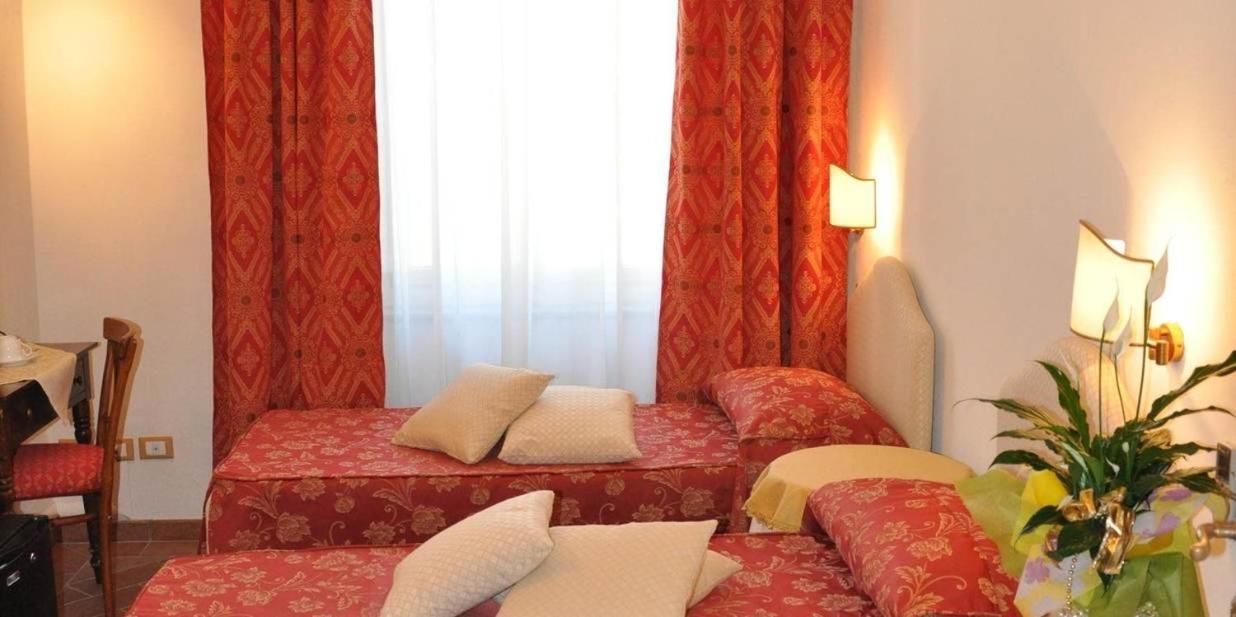 Il Mattino Ha L'Oro In Bocca Bed & Breakfast ปิซา ภายนอก รูปภาพ